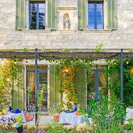Bed & Breakfast Bastide De Bellegarde 2*